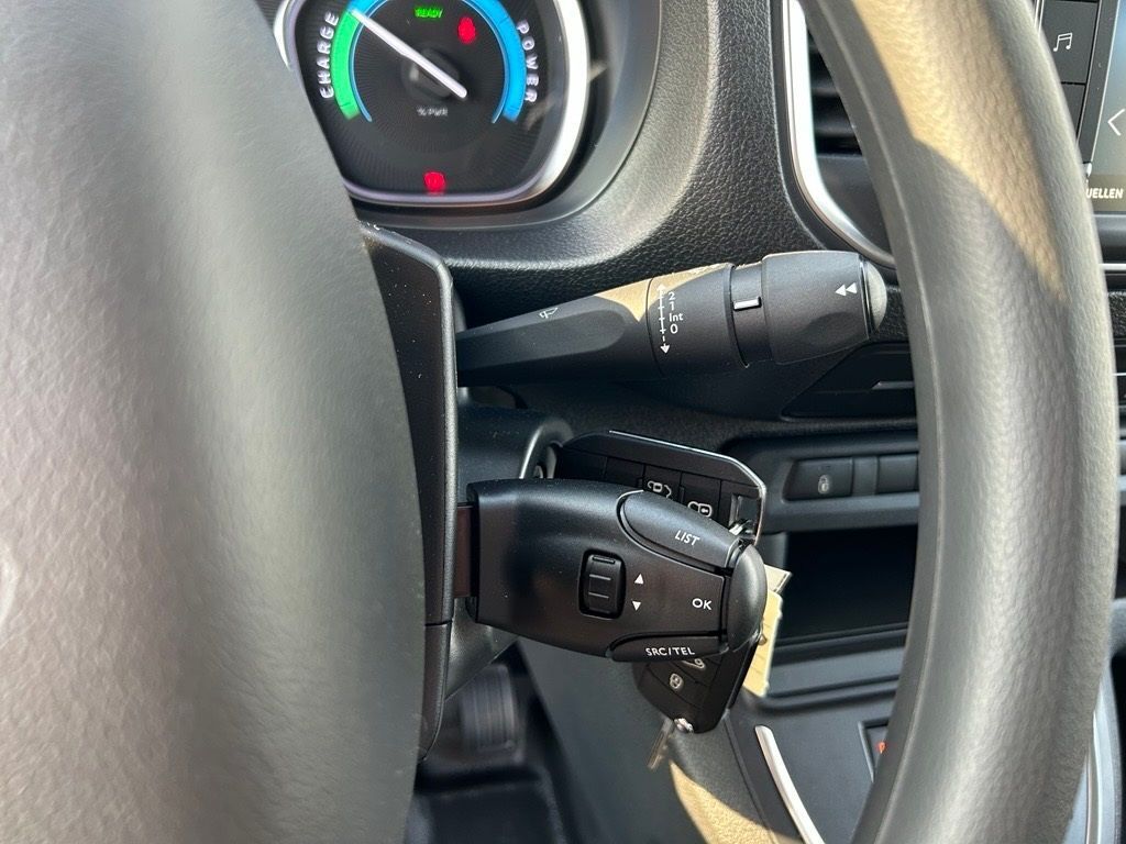 Fahrzeugabbildung Citroën Jumpy ELEKTRO, Klima, PTS, Tempomat, 3-Sitzer, D