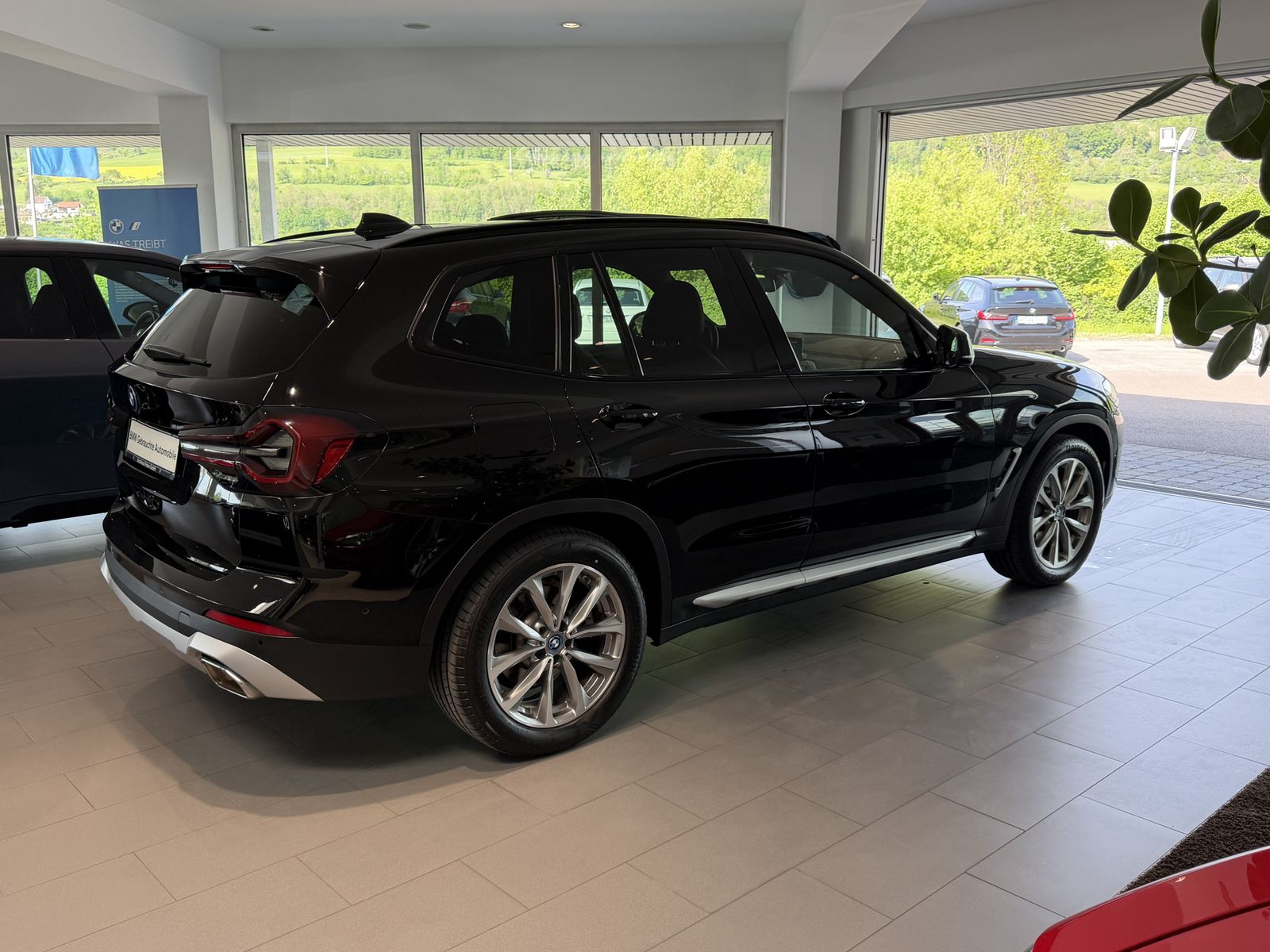 BMW X3 xDrive30e DAB LED WLAN Pano.Dach Klimaaut. foto 17