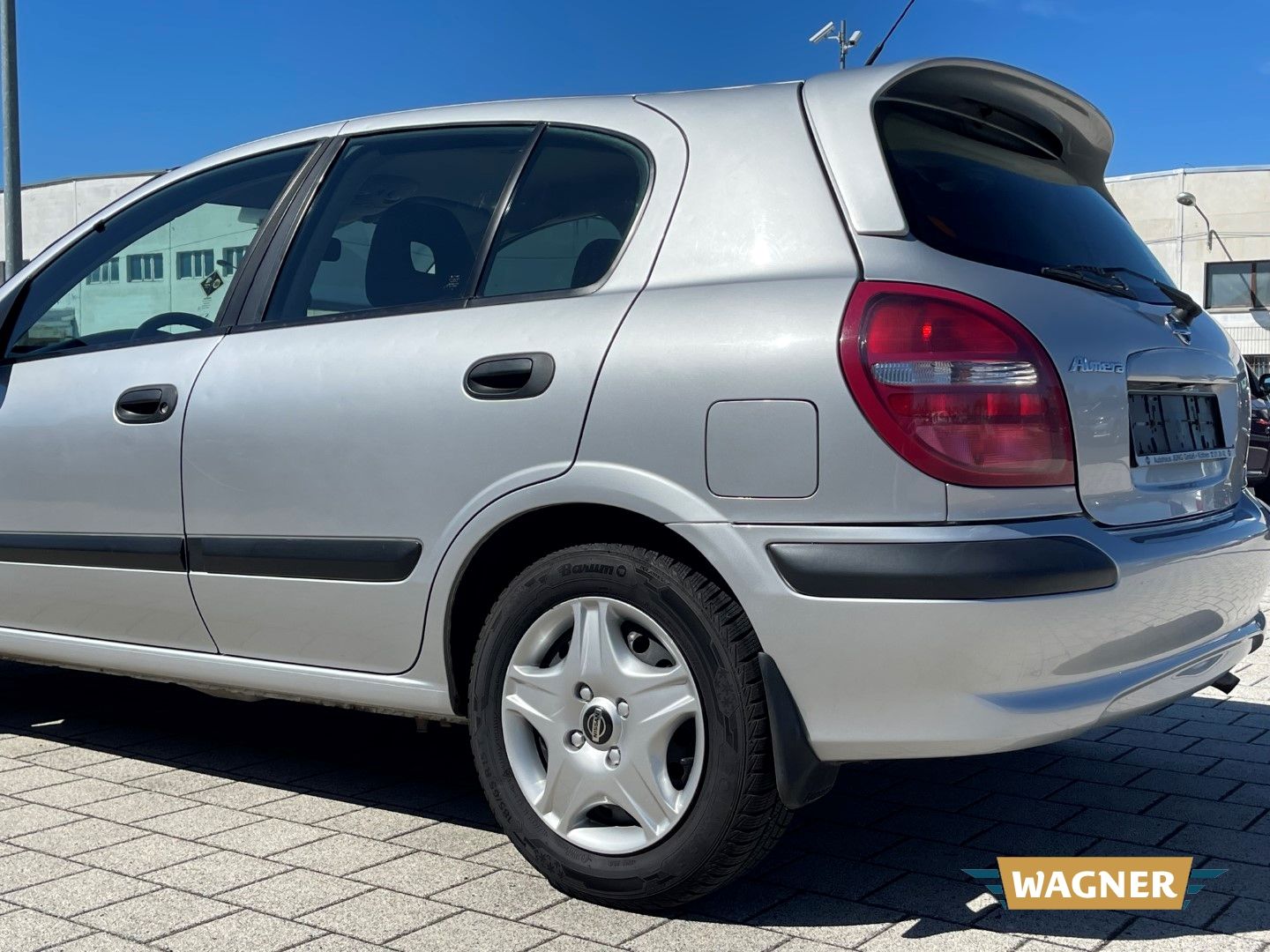 Fahrzeugabbildung Nissan Almera Comfort Klimaanlage 1 - Hand