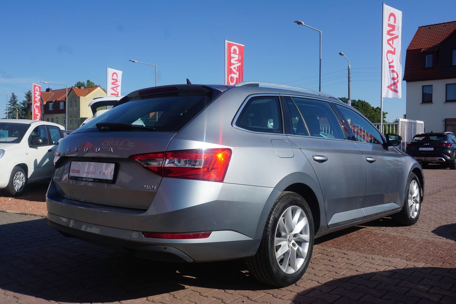 Skoda Superb Combi 2.0 TDI Style 4x4 DSG LED Navi ACC foto 5