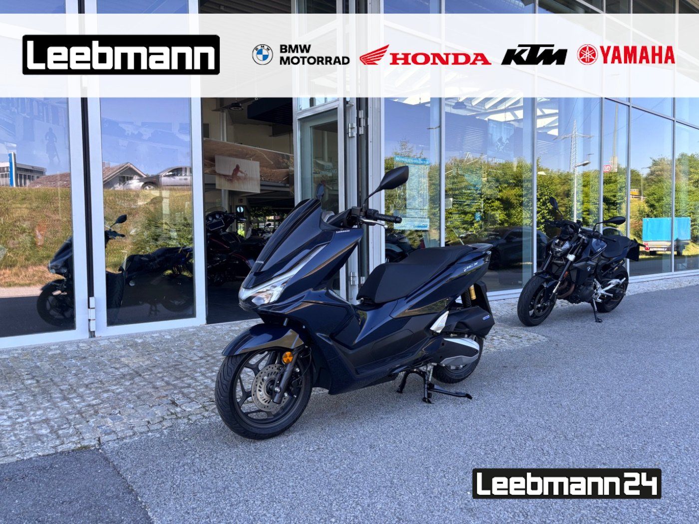 Fahrzeugabbildung Honda PCX 125 Modell 2026 mit Konnektivität, sofort