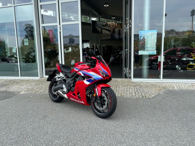Honda CBR 650 R 2025 Standard
