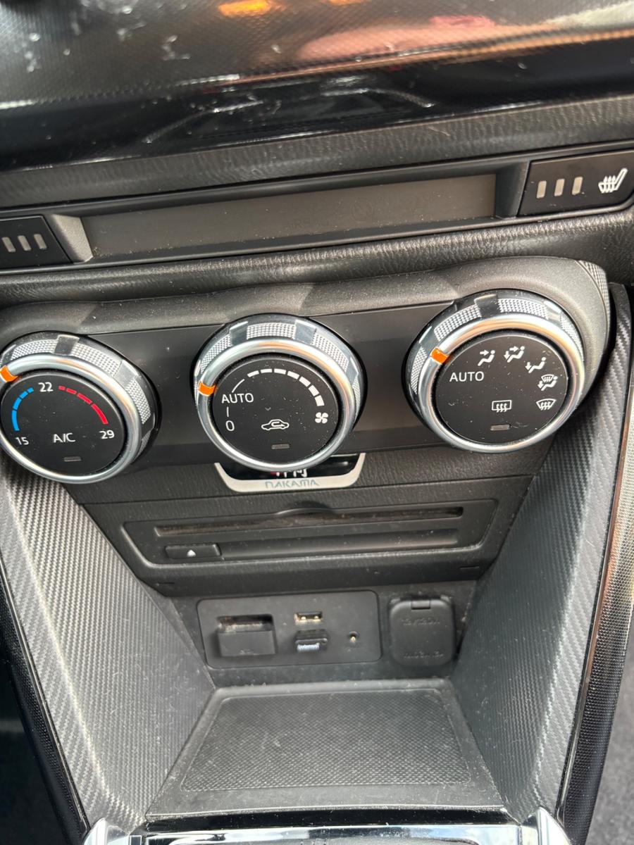 Mazda 2 SKYACTIV-G 90 NAKAMA, Top gepflegt