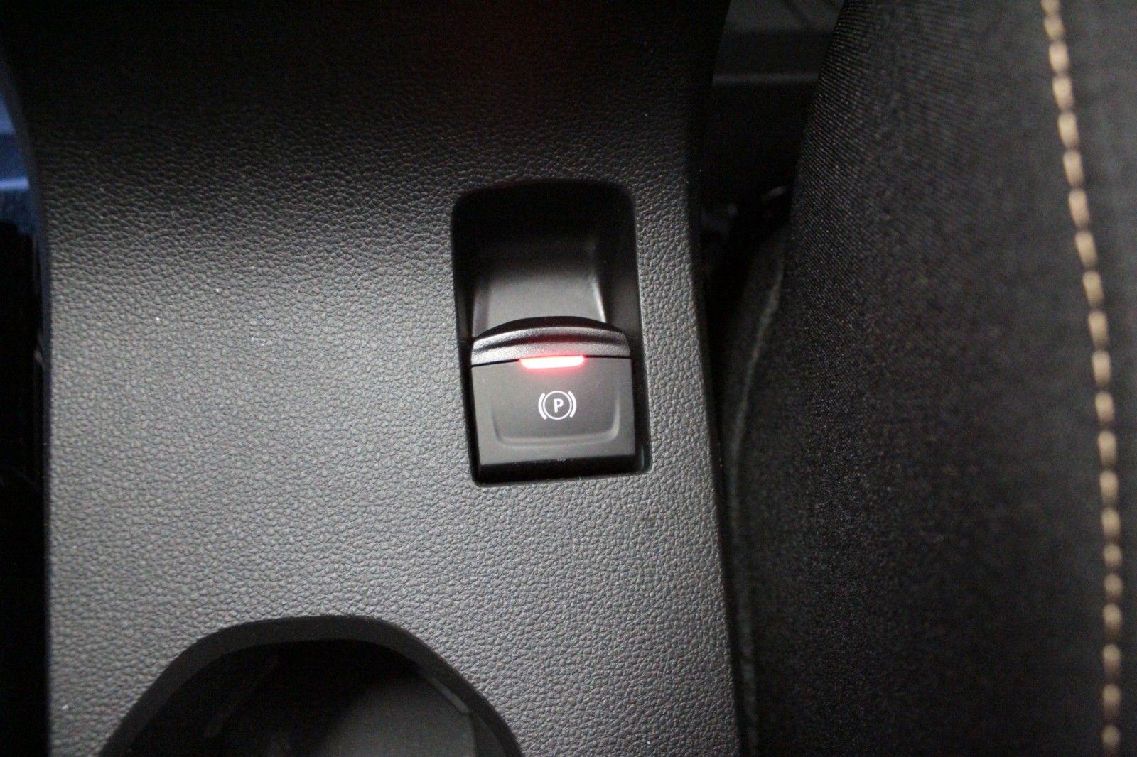 Fahrzeugabbildung Dacia Sandero Eco-G 100 Stepway Extreme+