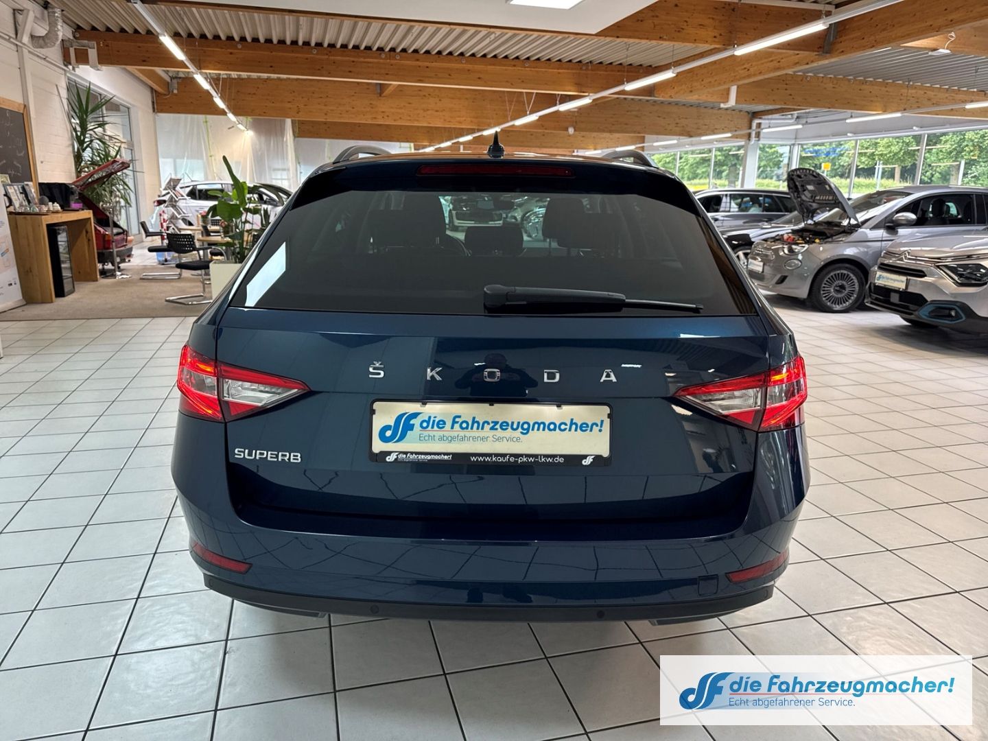 Fahrzeugabbildung SKODA Superb Combi 1,5 DSG Ambition Dig.Cockpit LED El