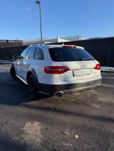 Audi A4 Allroad 3.0 TDI S tronic quattro Vollausstatt - Audi A4 Allroad mit Diesel-Antrieb