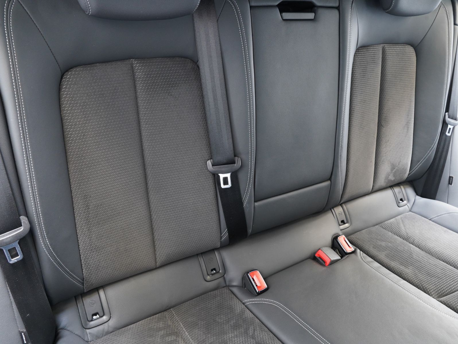 Fahrzeugabbildung Audi e-tron 55 quattro 2x S line MATRIX/B&O/AHK/SOH