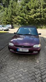 Ford Puristischer Open-Air-Spaß mit ehrlicher P... - Ford Escort aus 1997: Cabrio