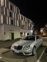 Mercedes-Benz E 320 cdi Top Ausstattung - Mercedes-Benz E 320 aus 2006: Cdi