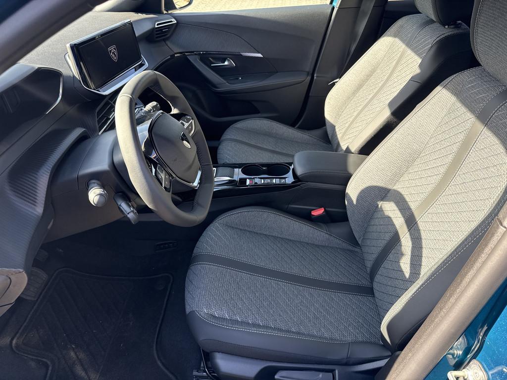 Peugeot 2008 ALLURE HYBRID 110 e-DSC6