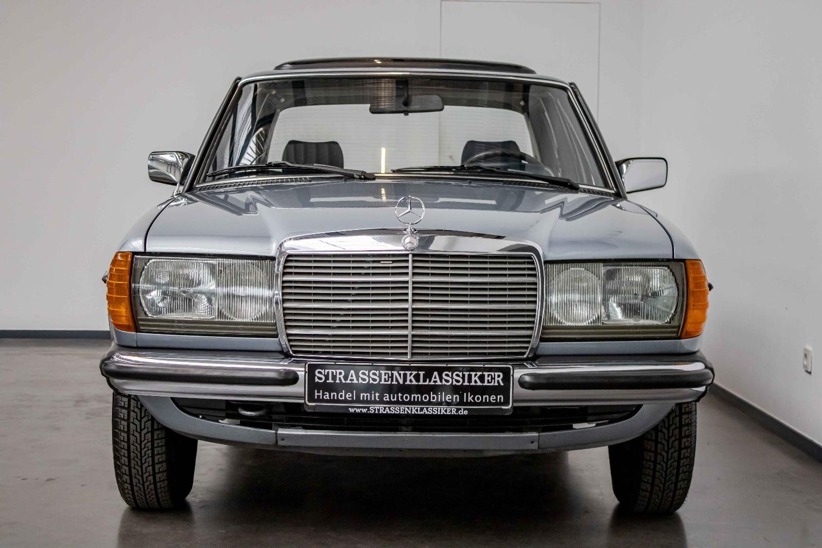 Mercedes-Benz 240D W123 Erstlack SSD ZV Servo TOP