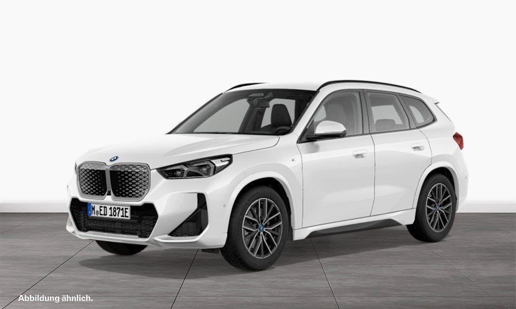 BMW iX1 xDrive30 M Sport AHK Driv.Assist.Prof LED