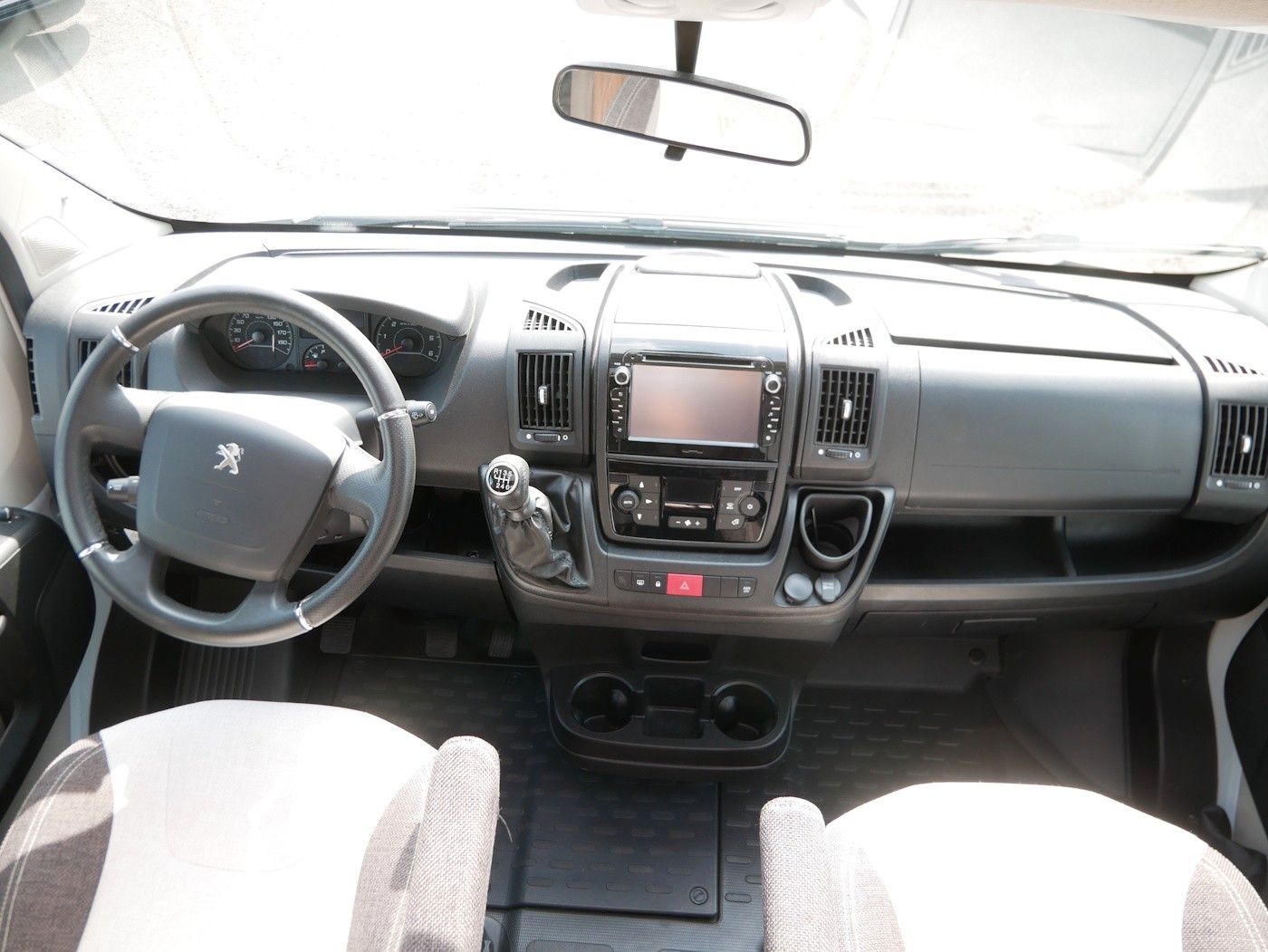 Fahrzeugabbildung Weinsberg CaraCompact Edition PEPPER 650 MEG NAVI SAT KAM