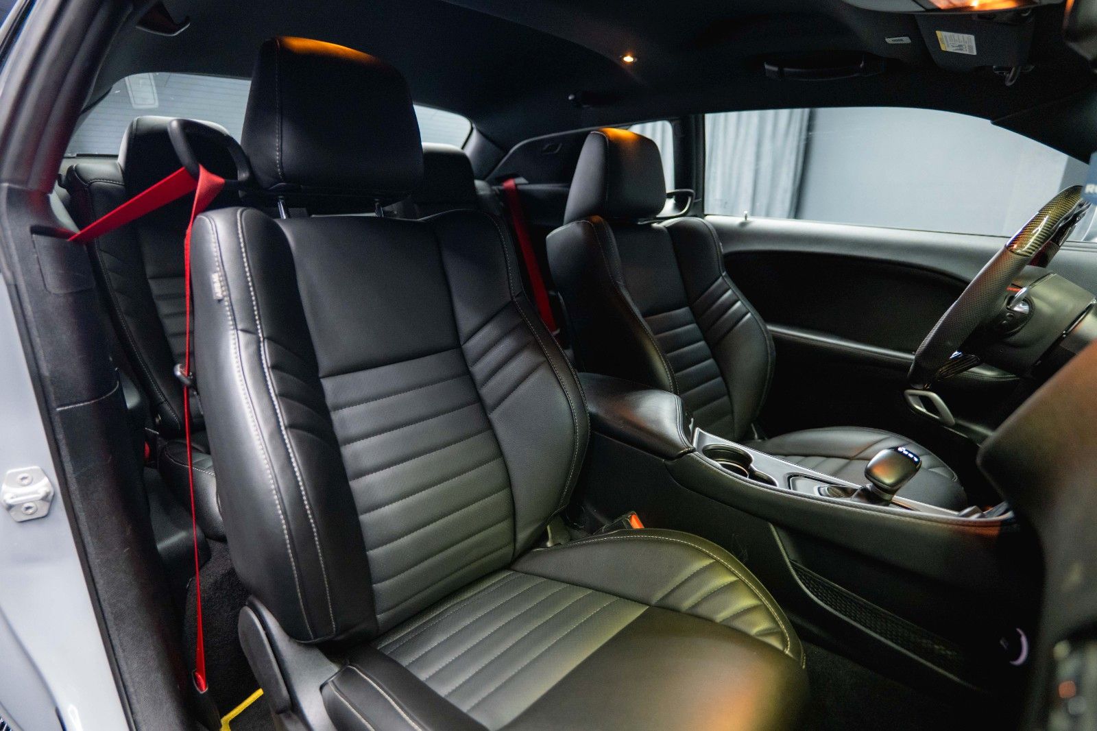 Fahrzeugabbildung Dodge Challenger 5.7 V8 R/T SRT Style Performance*LED*