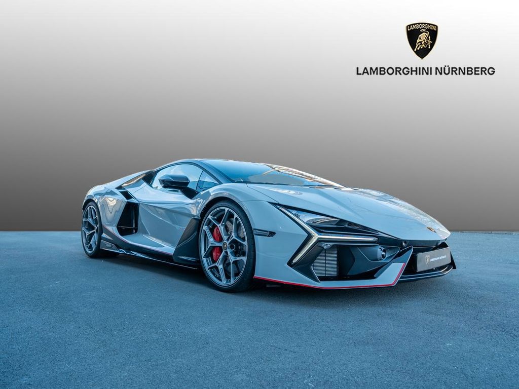 Image of Lamborghini Revuelto