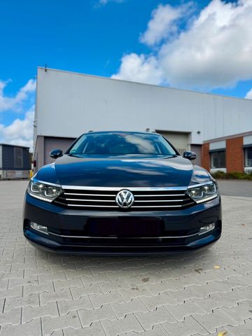 VW Passat b8 , unfallfrei,Top Zustand 