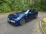 Alfa Romeo Giulia Quadrifoglio ohne Opf To... - Alfa Romeo Giulia in Frankfurt (Main)