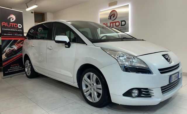 Peugeot 5008 2.0 HDi 120 kw CAMBIO AUTOMATICO