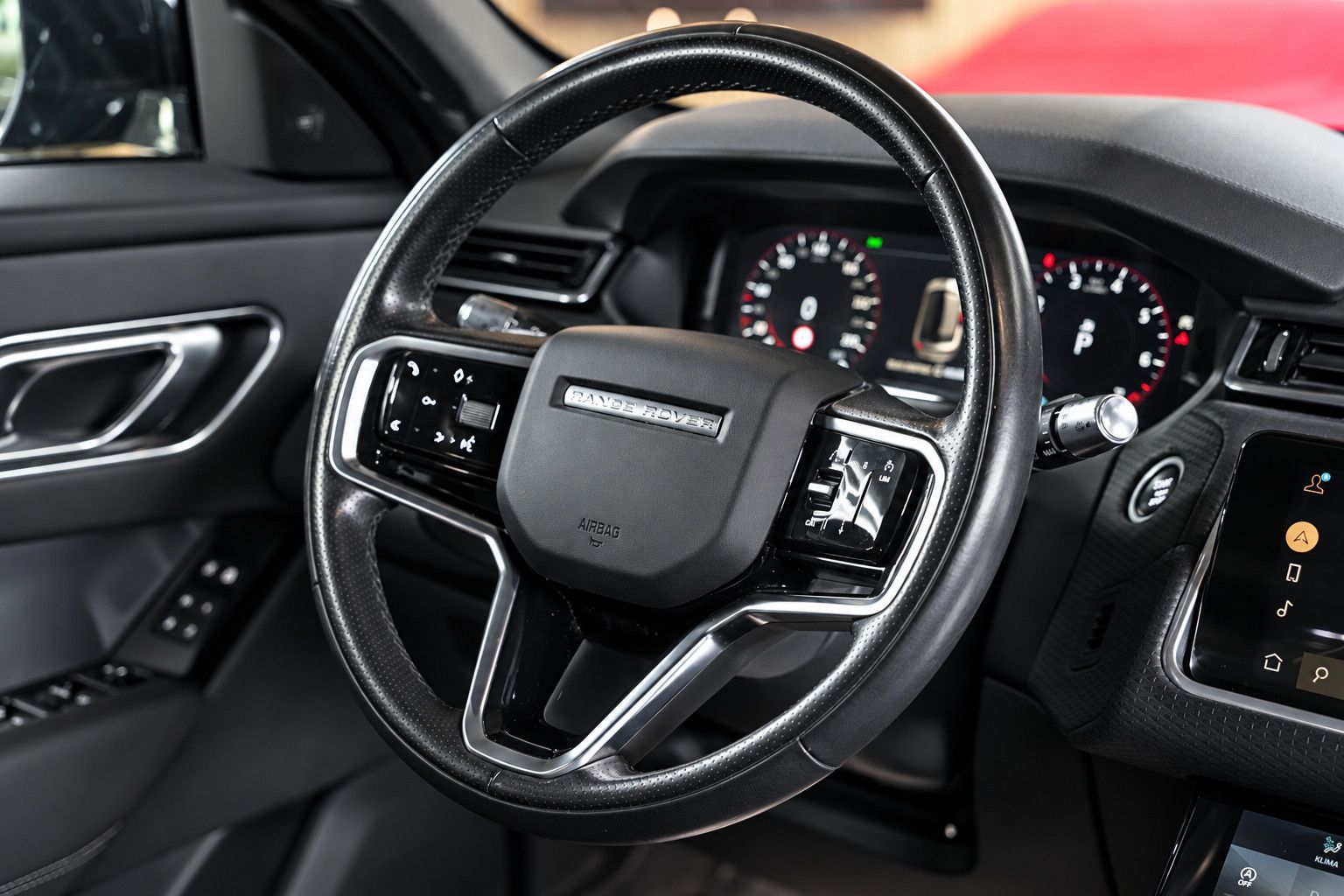 Fahrzeugabbildung Land Rover Range Rover Velar R-Dynamic SE *Meridian*Memory*