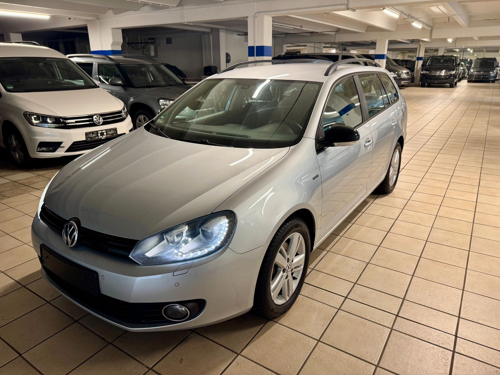 Volkswagen Volkswagen Golf VI 1.6 TDI Variant Match BlueMotio