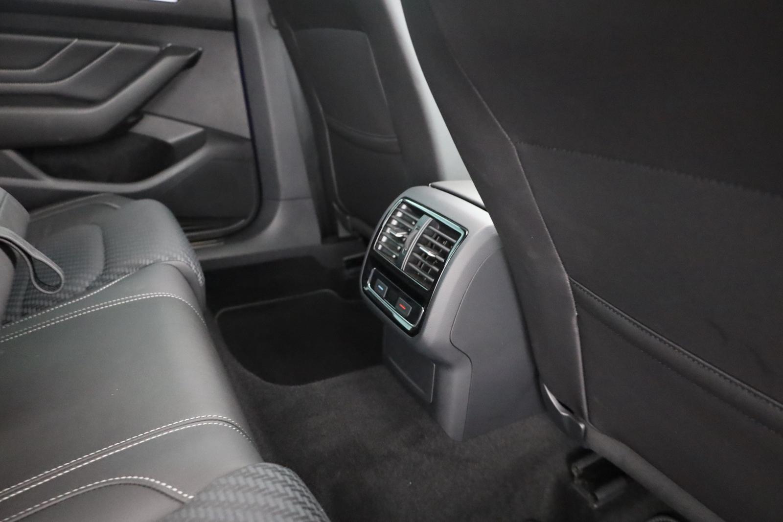 Volkswagen Passat 1.5 TSI DSG R-line LED Navi ACC, миниатюра 30