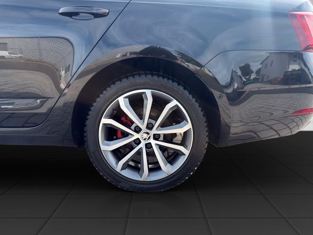 Skoda Octavia Lim. Drive 4x4 DSG|Kamera|LED|ACC|Canton