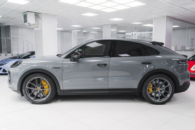 Porsche Cayenne Porsche Cayenne Turbo E-Hybrid imagem 3