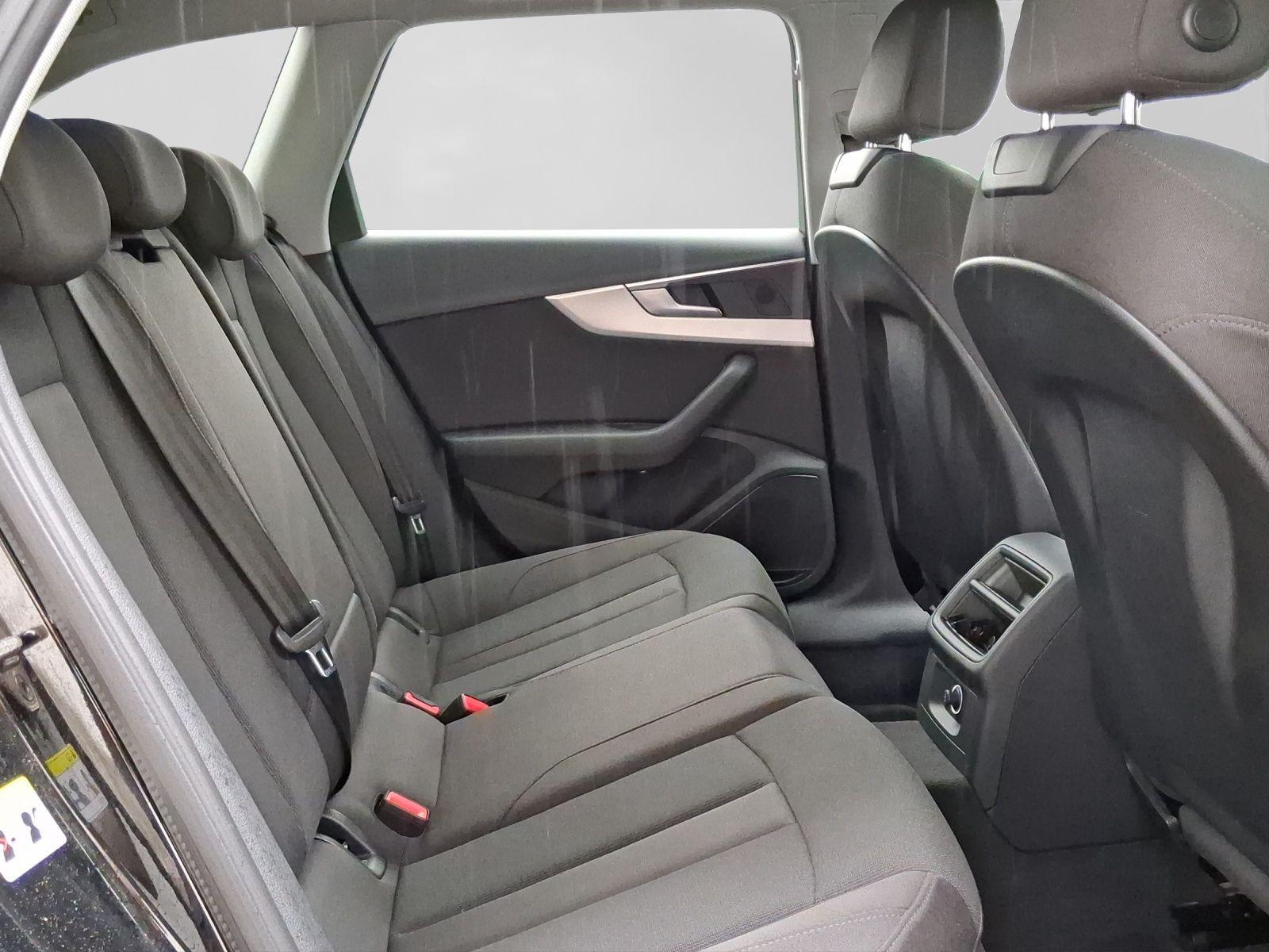 Audi A4 Avant 40 TFSI S LINE NAVI+ SITZHZG