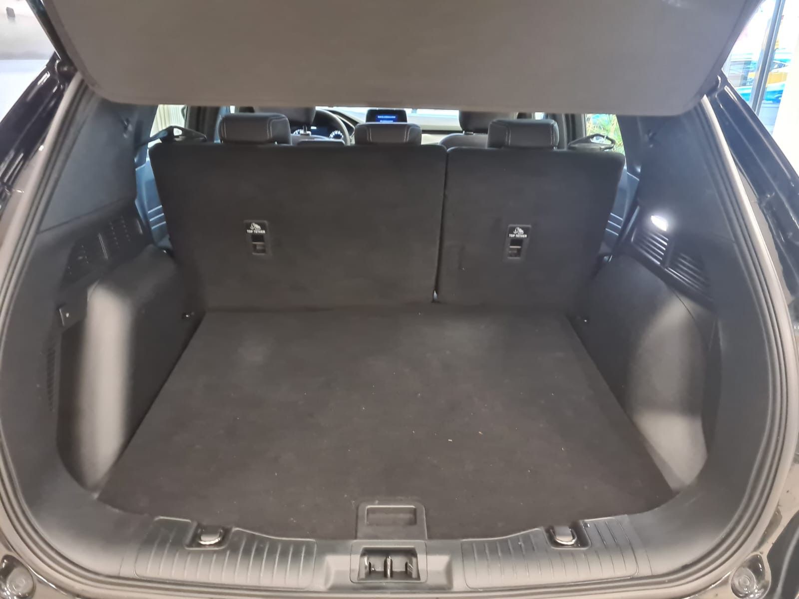 Fahrzeugabbildung Ford Kuga Cool & Connect / LED / 1. HAND