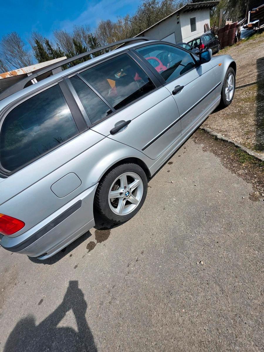 BMW 316, 2005