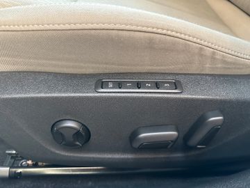 MYAUTOCENTER – Gebraucht- und Jahreswagen mit Werkstattservice in Pfaffenhofen Skoda Octavia *1-HAND*KEYLES*HeadUP*MEMORY*AHK*ACC*VOL