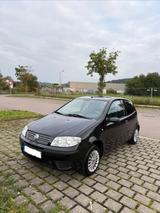 Fiat Punto 188 - Fiat Punto 188 mit Benzin-Antrieb