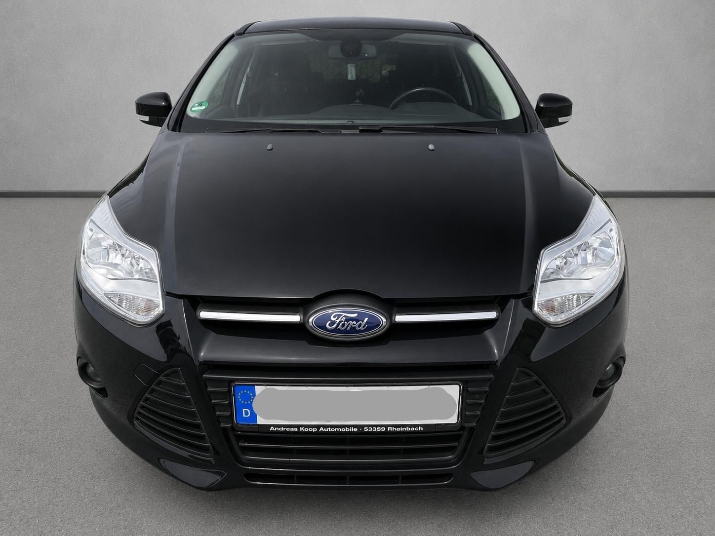 Ford Focus 2014 — rear view
