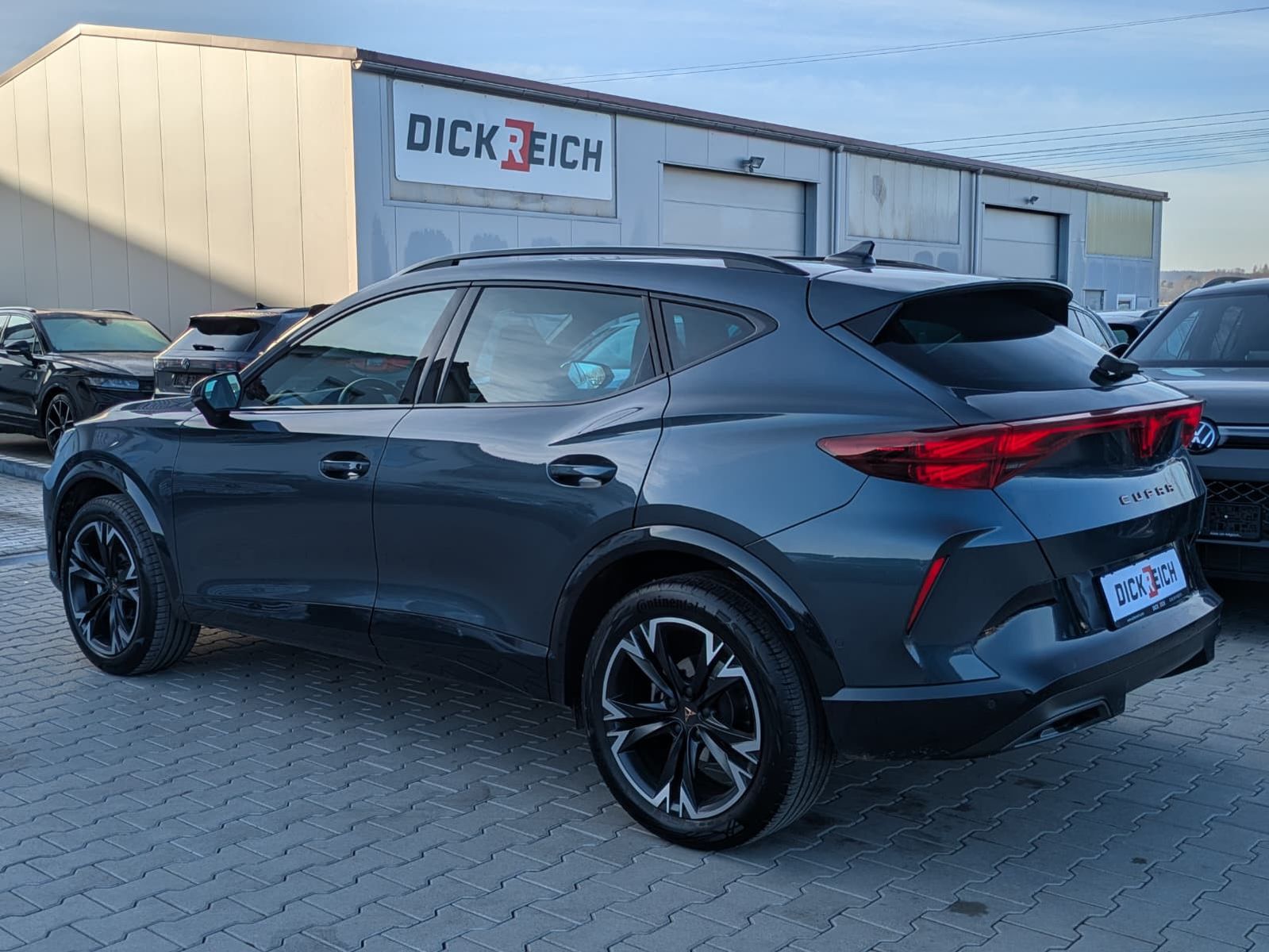 Fahrzeugabbildung CUPRA Formentor 1.5 eTSI LEDER*MATRIX*SENNH*Int.Dr.-XL