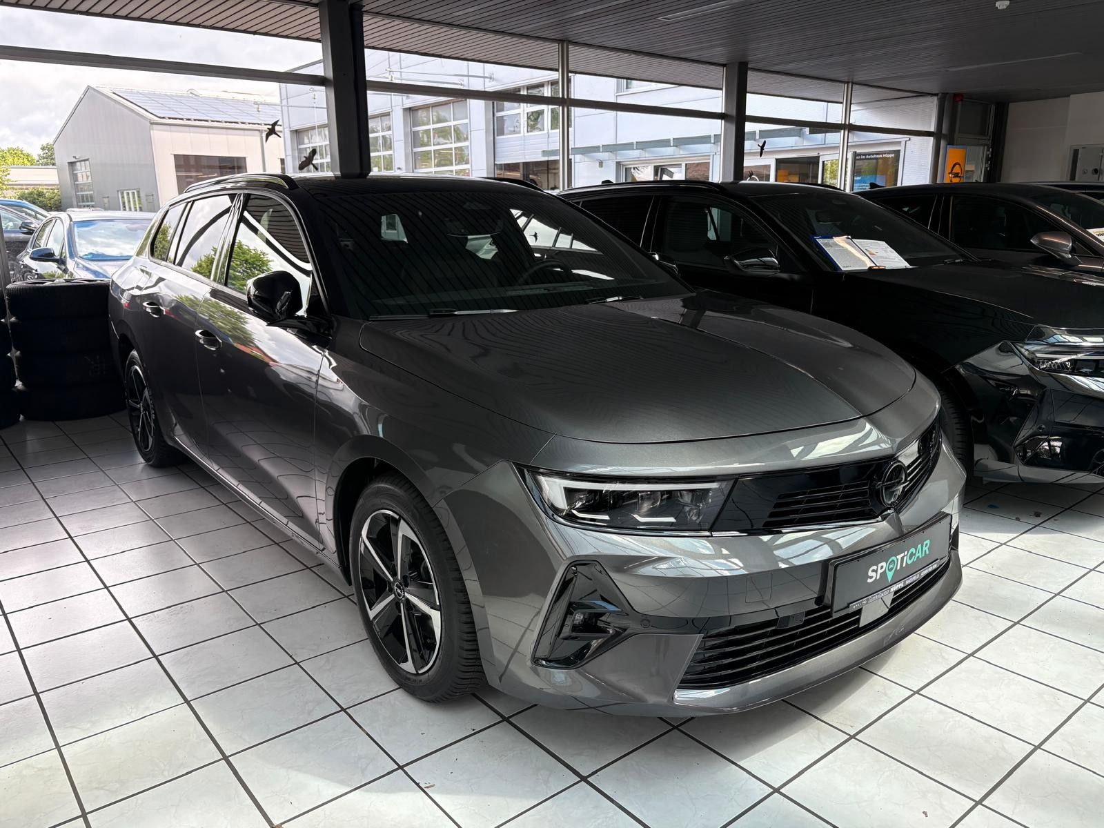 Opel Astra L Sports Tourer GS Automatik,Schiebdach imagem 3