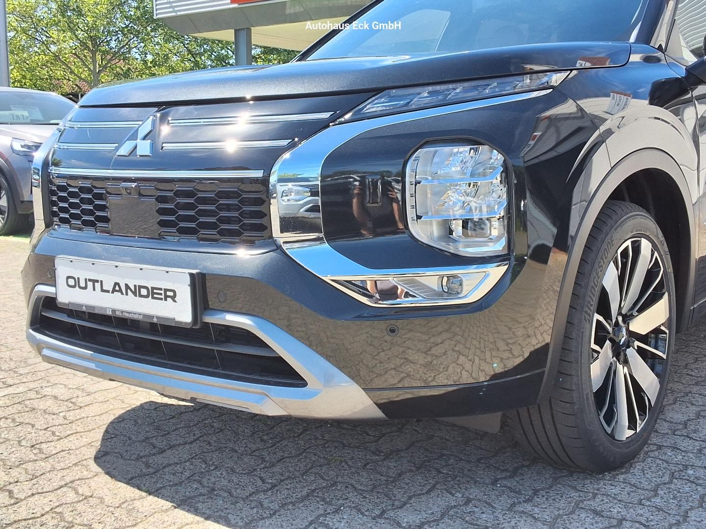 Mitsubishi Outlander Plug-In Hybrid 2.4L TOP Luxury 2-Farb