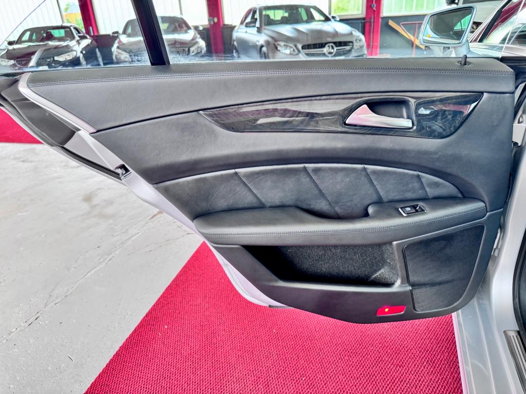 Mercedes-Benz CLS 500