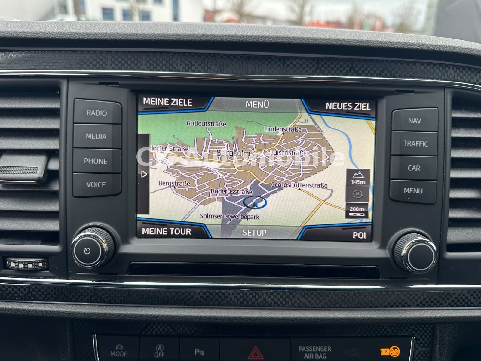 Fahrzeugabbildung SEAT Leon FR 2.0 TDI/Navi/LED/Alcantara/SHZ/PDC