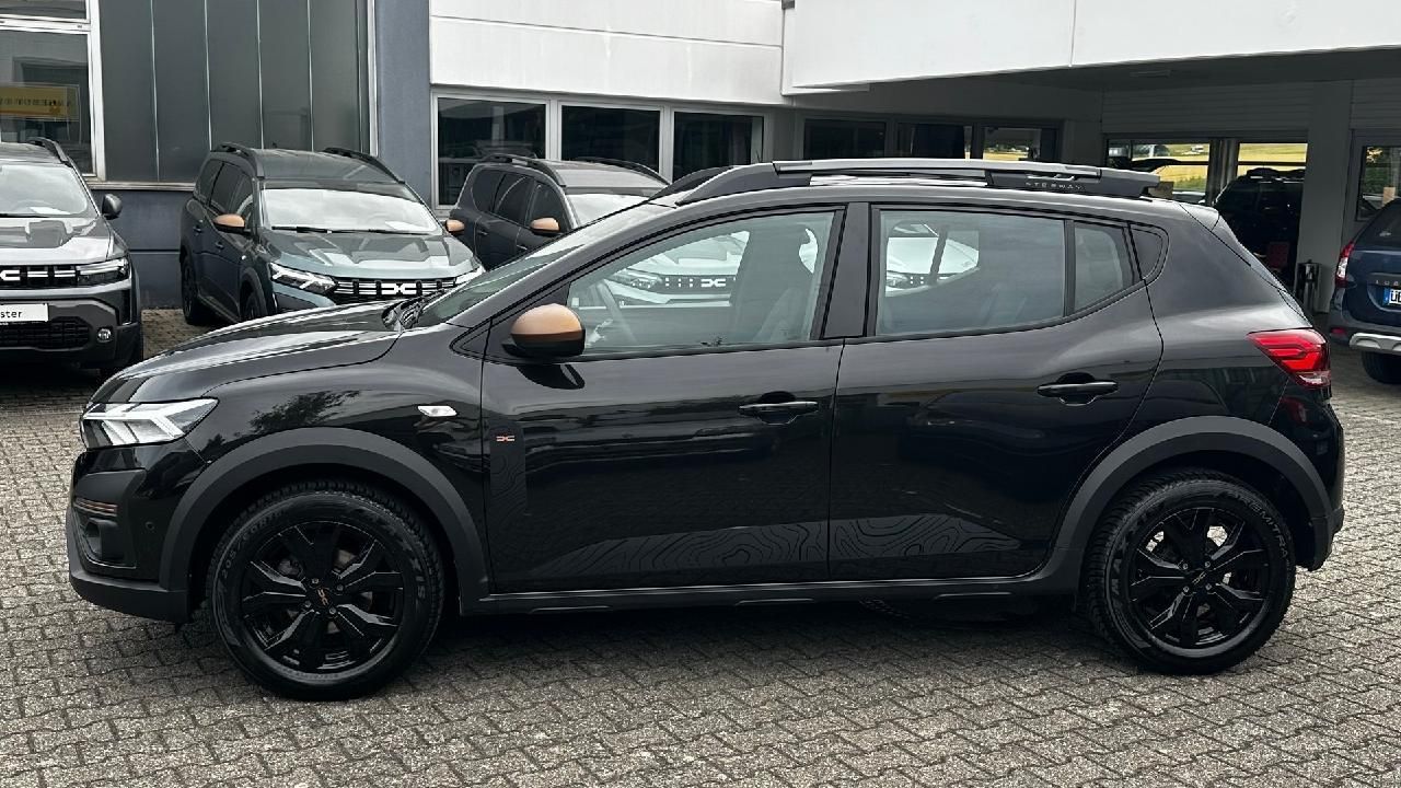 Fahrzeugabbildung Dacia Sandero Stepway Extreme TCe 110