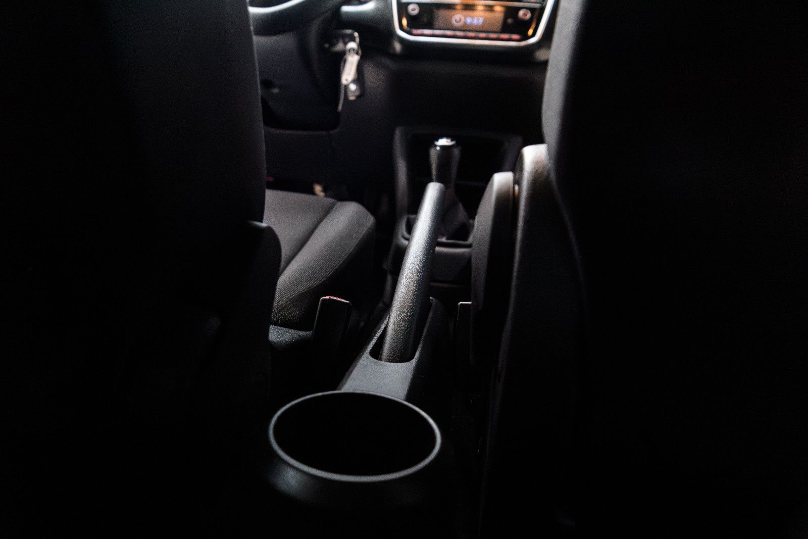Fahrzeugabbildung Volkswagen up! 1.0l 48kw +4-türig + Maps & More + GJReifen