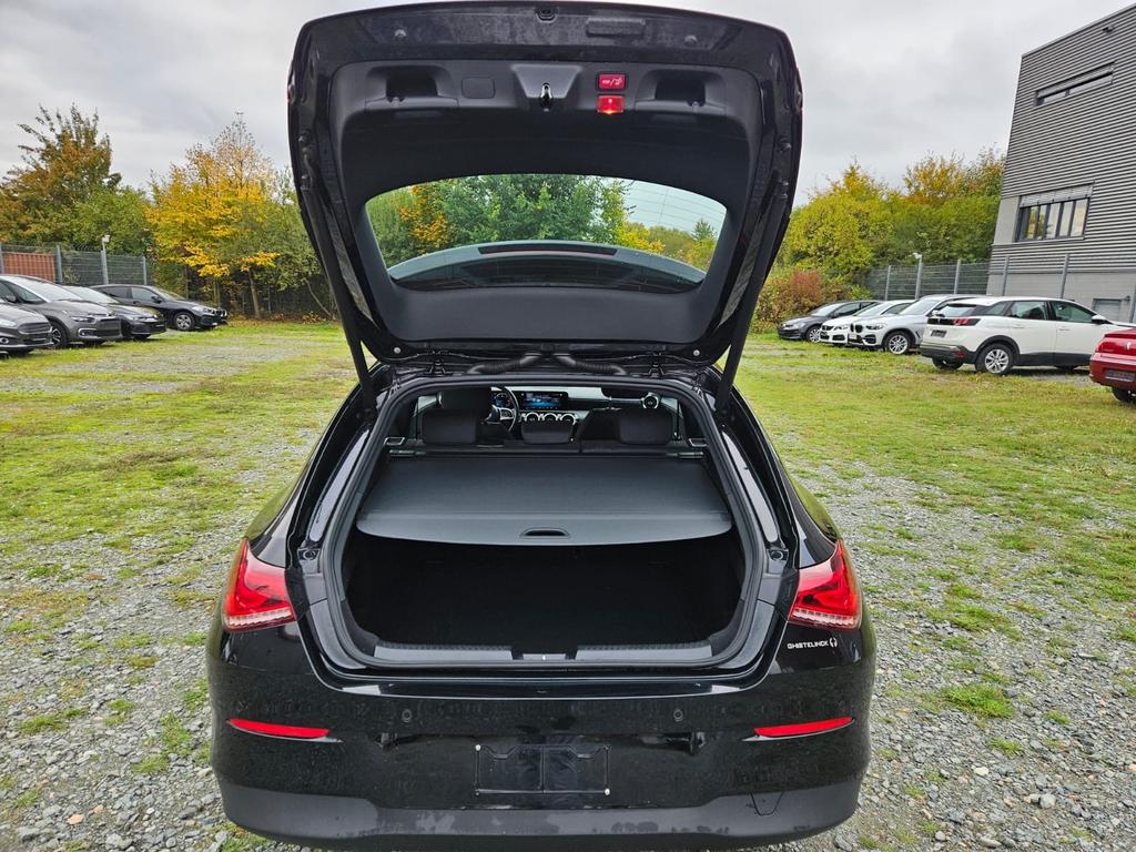Mercedes-Benz CLA 180 Shooting Brake