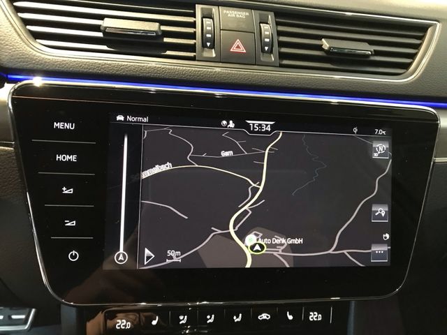 Superb Combi Scout 2.0 TDI 4x4 DSG*BLACK*AHK*