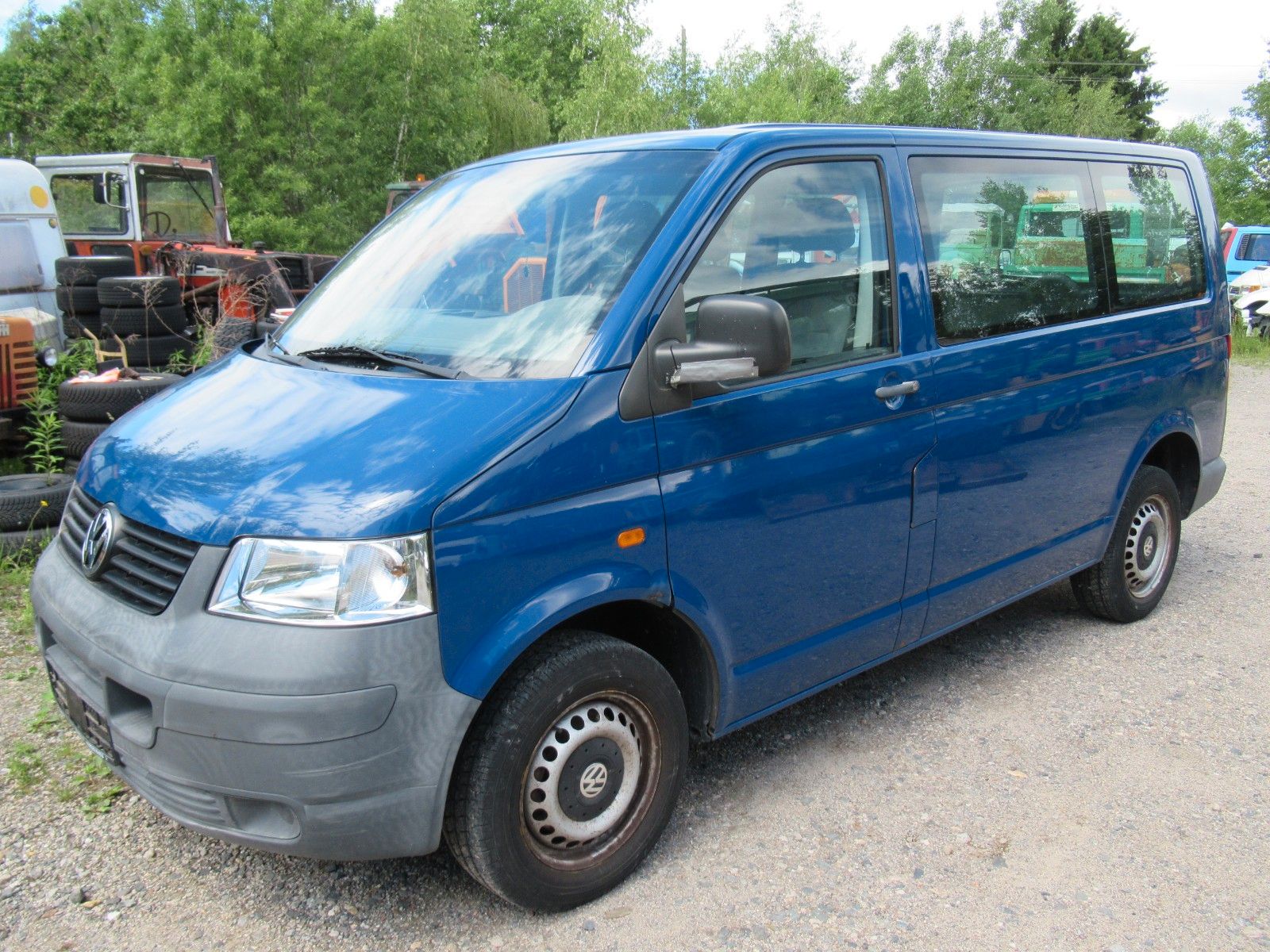 Volkswagen T5 Transporter - 1