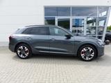 Audi Q8 55 e-tron quattro 300KW S line *LED*ACC*PDC* - Audi Q8 in Dresden