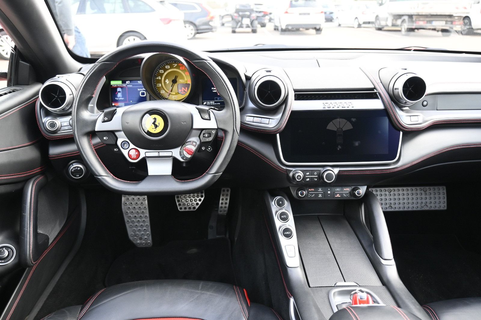 Fahrzeugabbildung Ferrari GTC4Lusso*LIFT*Folie*Apple car*1.Hand*MIETKAUF