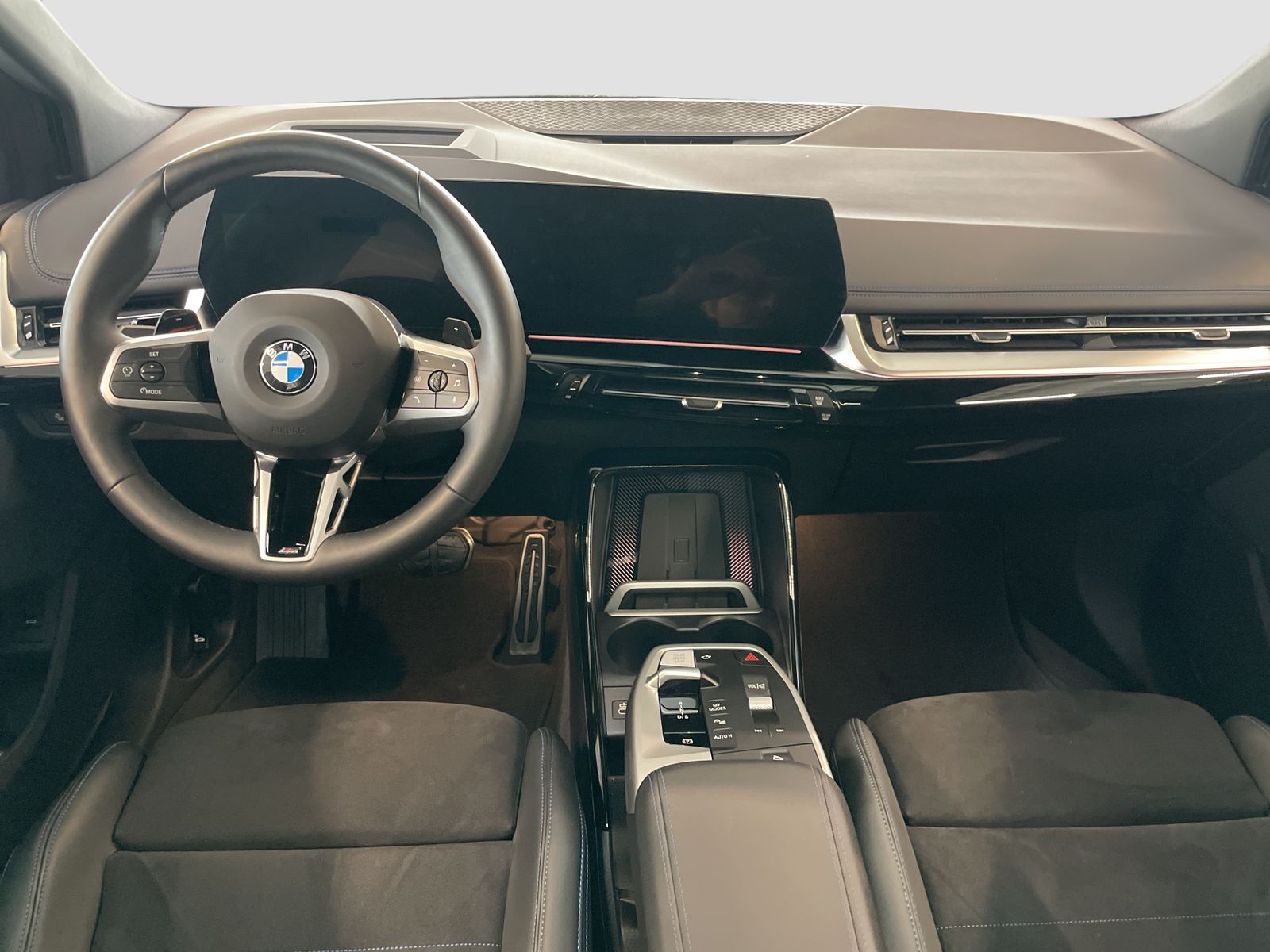 BMW 223 Active Tourer - Bild 12