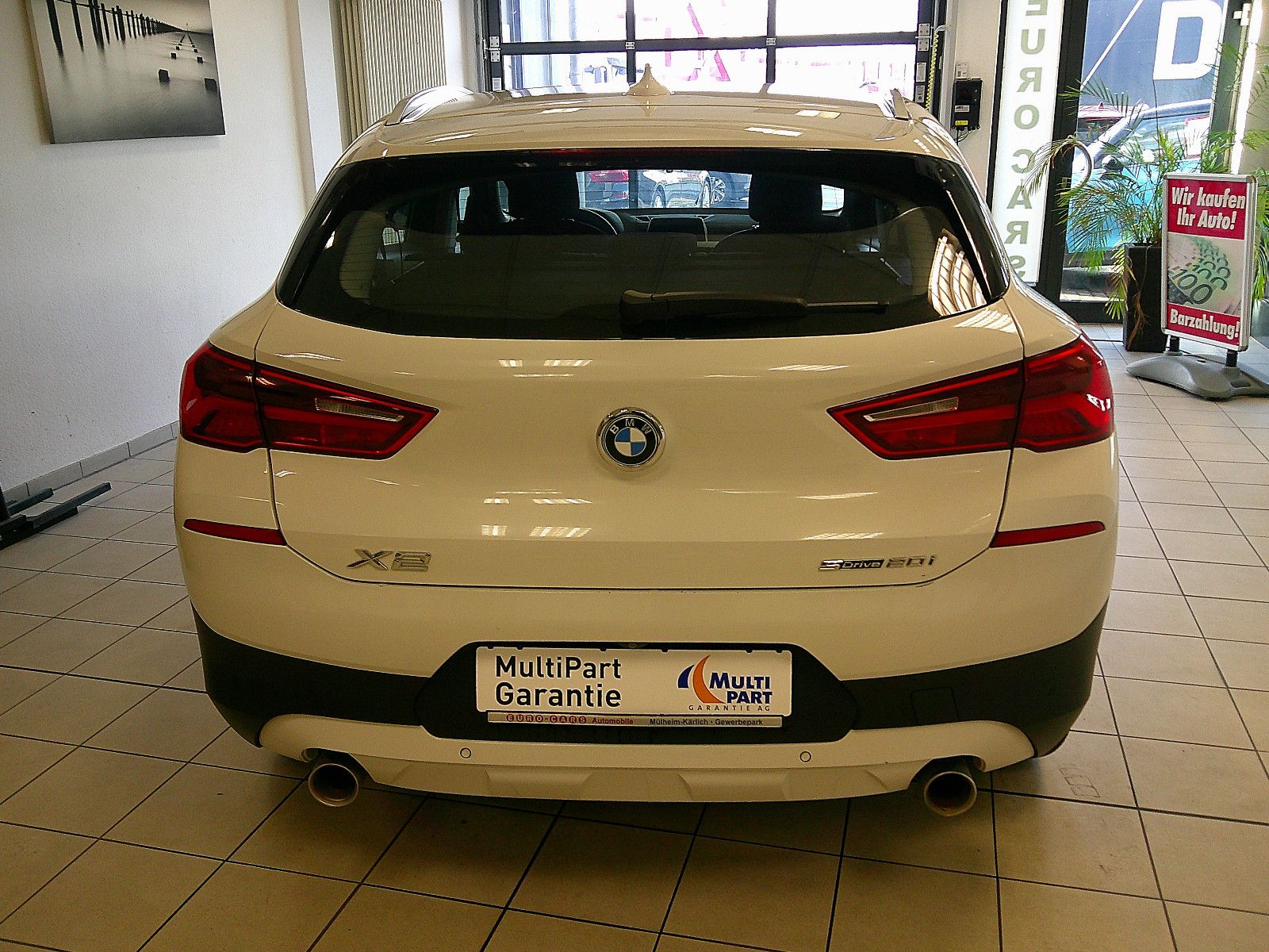 Fahrzeugabbildung BMW X2 sDrive 20 i Advantage / NAVI /AHK/