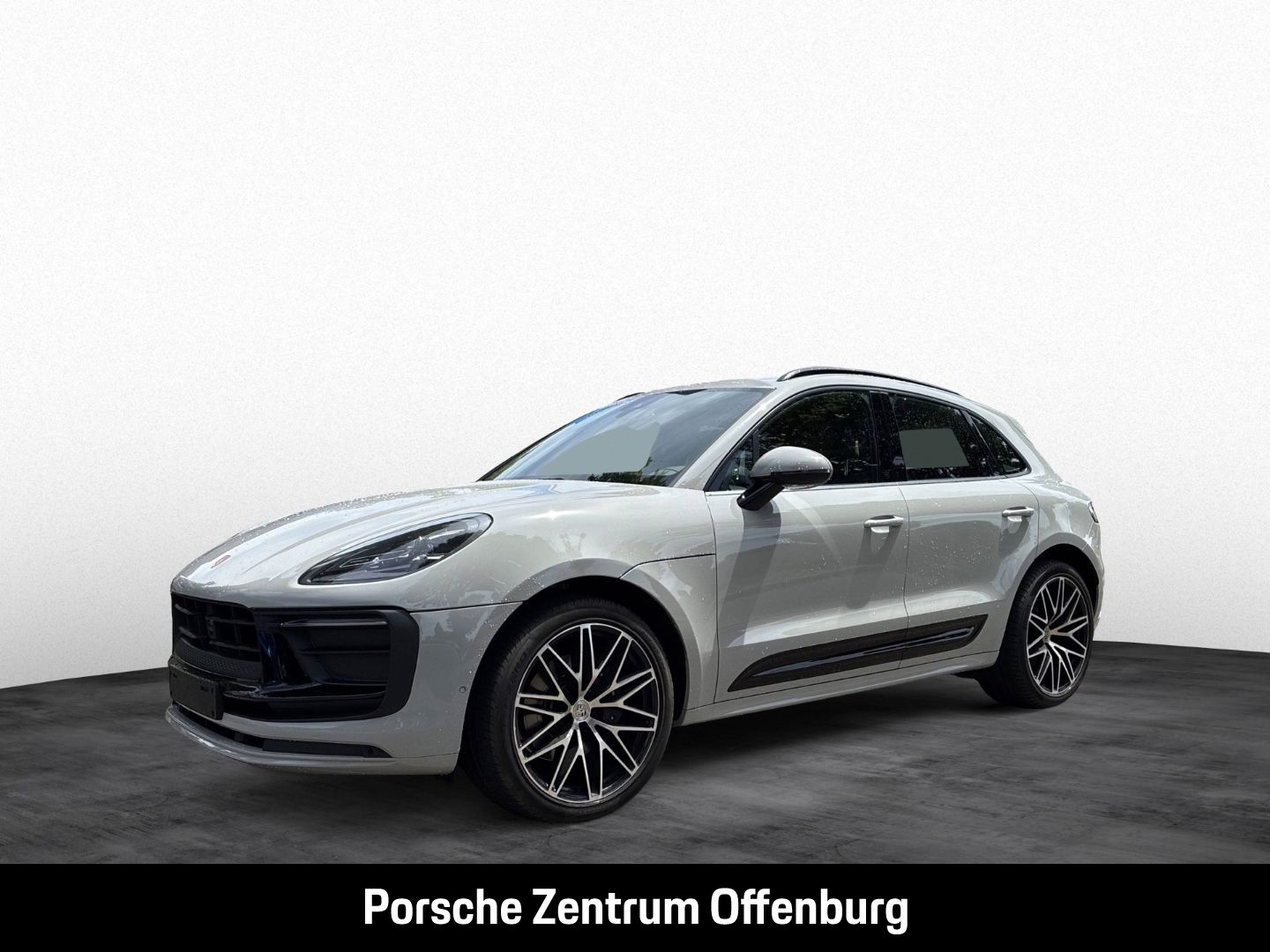 PORSCHE Macan ACC Luft Pano Navi Memory LED S-Design 21'
