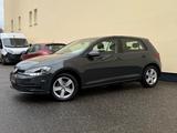 Volkswagen Golf VII Lim. TEMP PDC SONDERLACK ALU KLIMA GAR - VW Golf Gebrauchtwagen in Hamburg