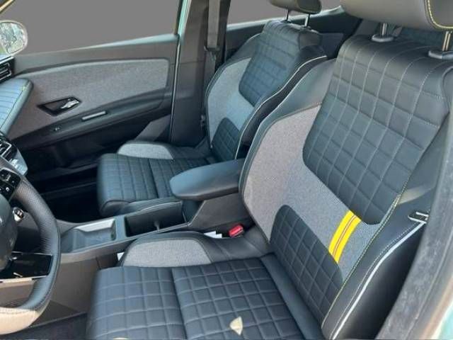 Fahrzeugabbildung Renault 4 E-Tech elektrisch Iconic 150 Comfort Range